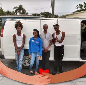 Meet your Posher, Henry